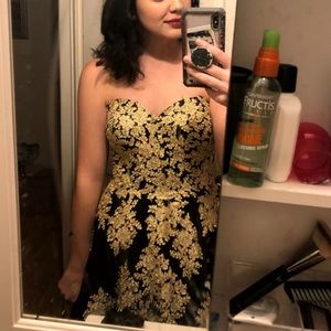 LONG, GLAMOROUS BALL GOWN PROM DRESS🌟